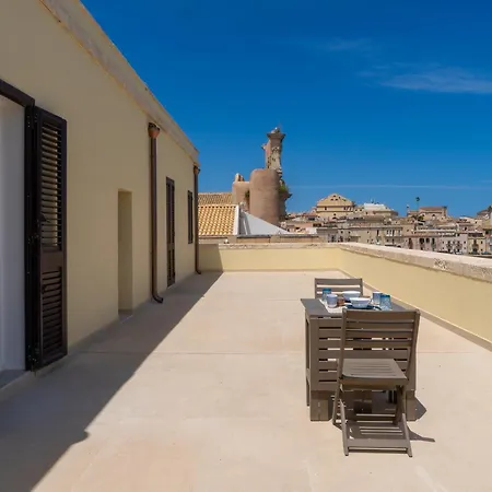 Circe Sea View Szirakúza