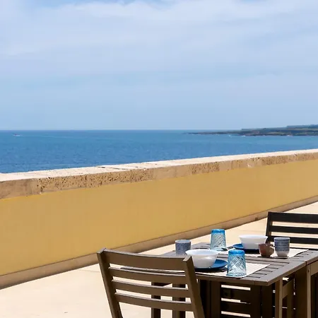 Circe Sea View Syracuse