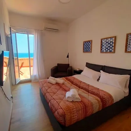 Circe Sea View Syracuse